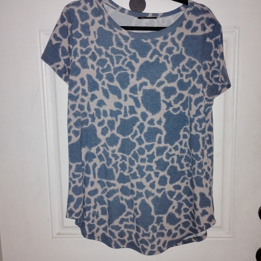 Stylish Blue and White Women's Short Sleeve Top